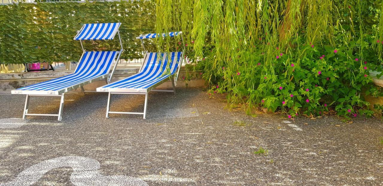 Appartamento Con Giardino Sul Mare 갈리폴리 외부 사진