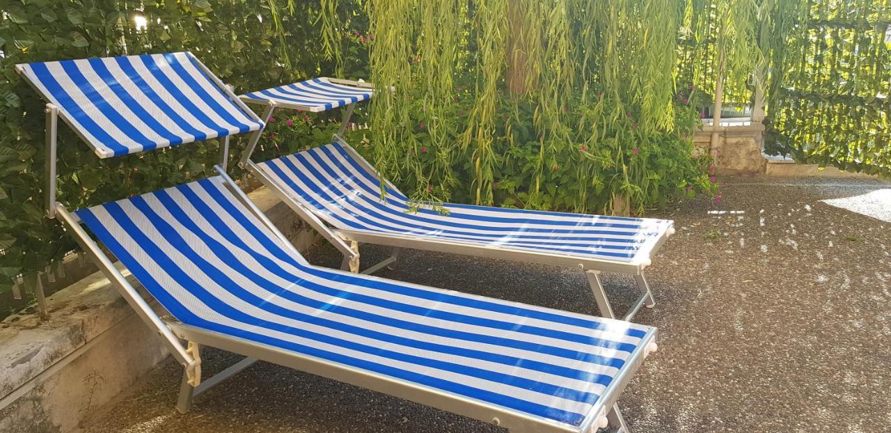 Appartamento Con Giardino Sul Mare 갈리폴리 외부 사진