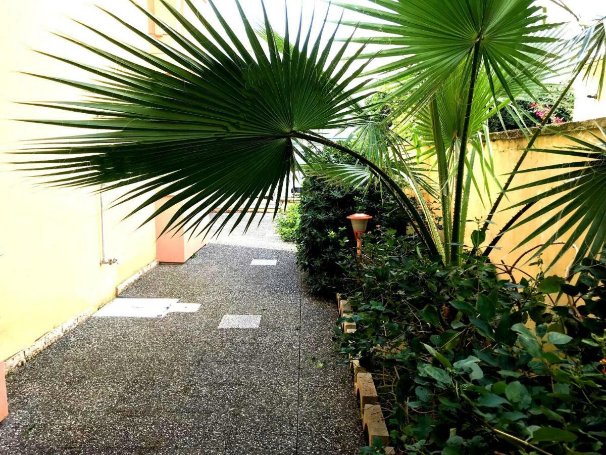 Appartamento Con Giardino Sul Mare 갈리폴리 외부 사진