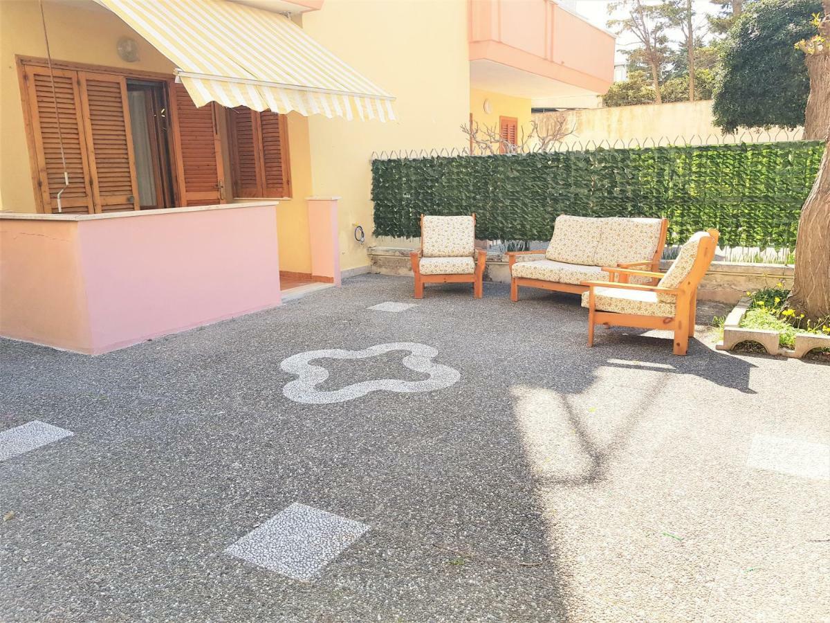 Appartamento Con Giardino Sul Mare 갈리폴리 외부 사진