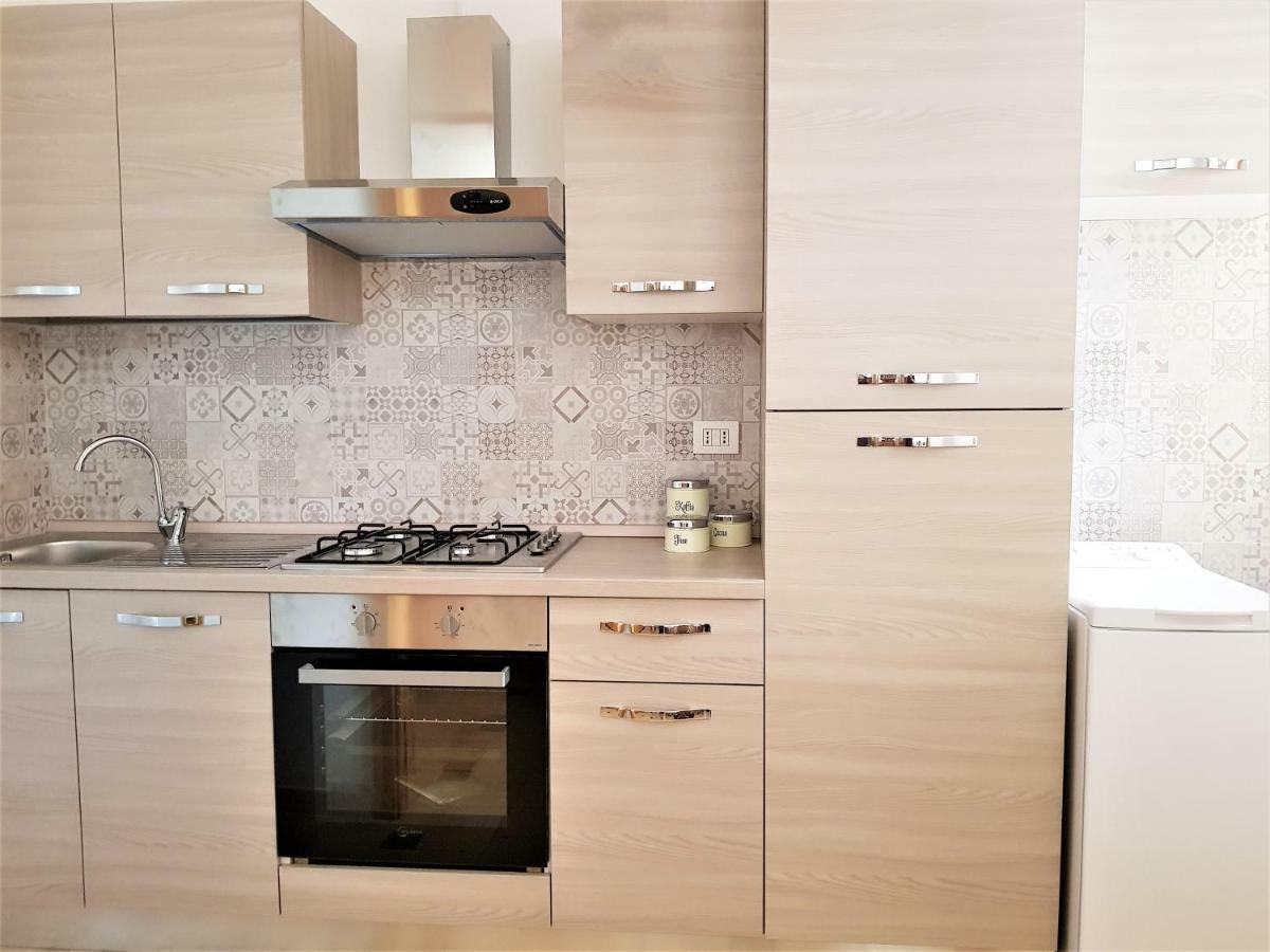 Appartamento Con Giardino Sul Mare 갈리폴리 외부 사진
